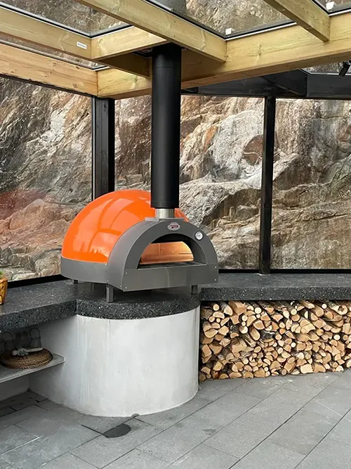 Forno Pavesi personalizzato installato all'interno
