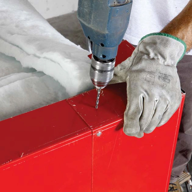 Operatore per la ricambistica dei forni Pavesi